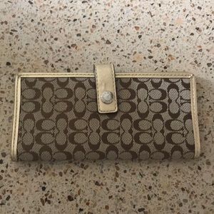 Coach wallet